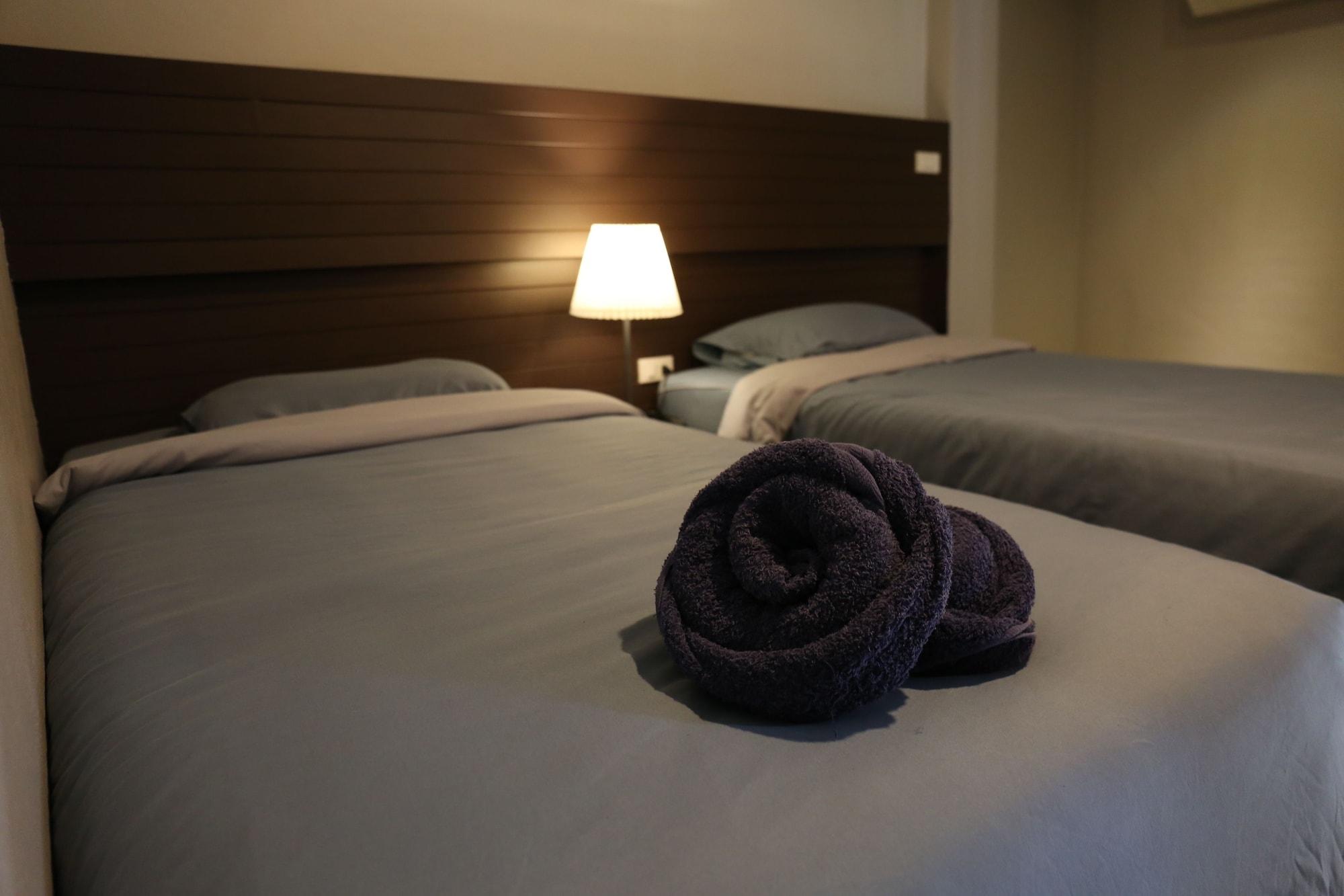 Hotel The Avail Phra Nakhon Si Ayutthaya Exterior foto