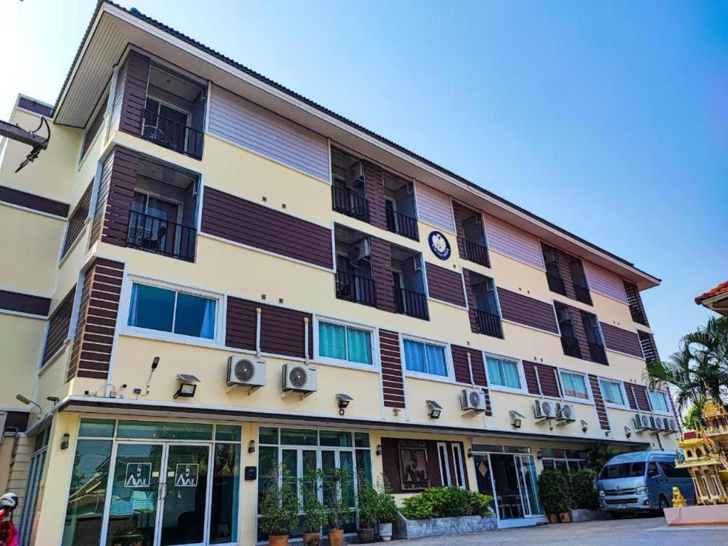 Hotel The Avail Phra Nakhon Si Ayutthaya Exterior foto