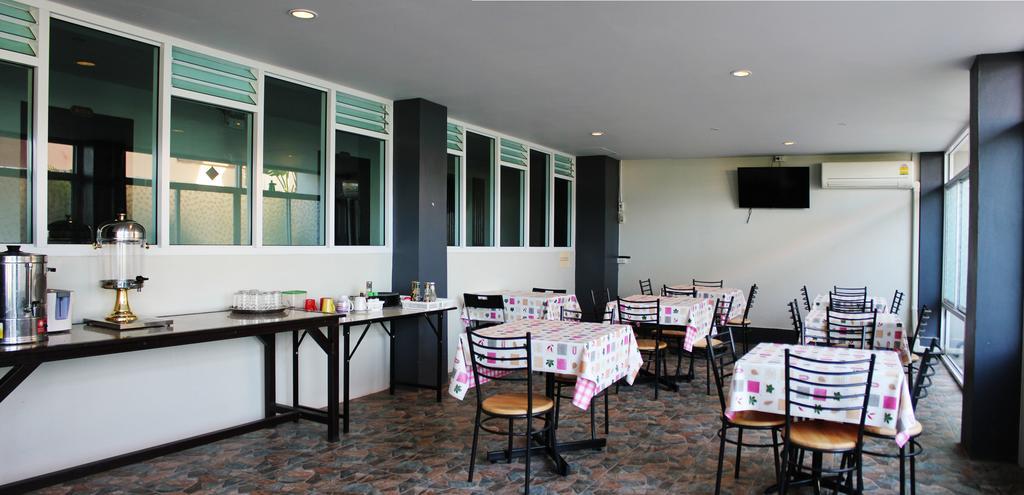 Hotel The Avail Phra Nakhon Si Ayutthaya Exterior foto