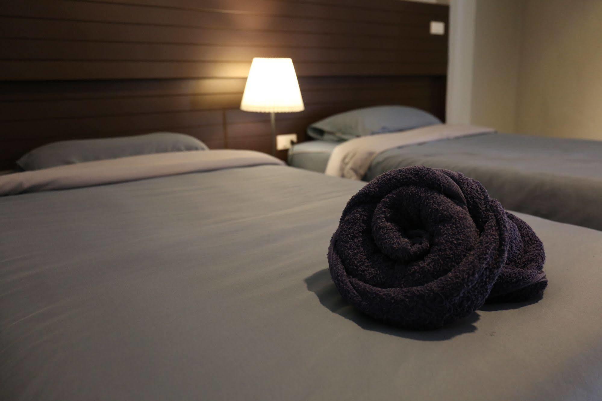 Hotel The Avail Phra Nakhon Si Ayutthaya Exterior foto